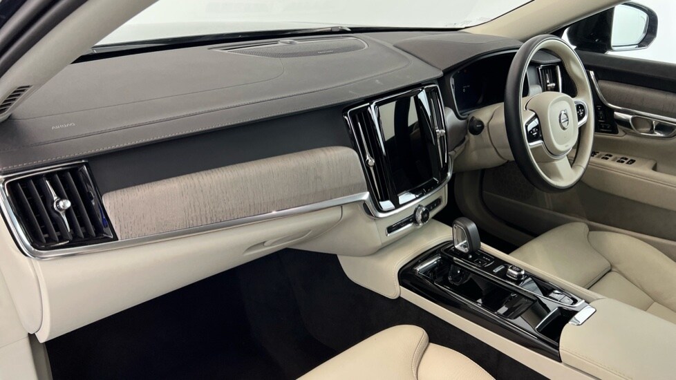 Used Volvo V90 2024 for sale - 76161201: Photo 37
