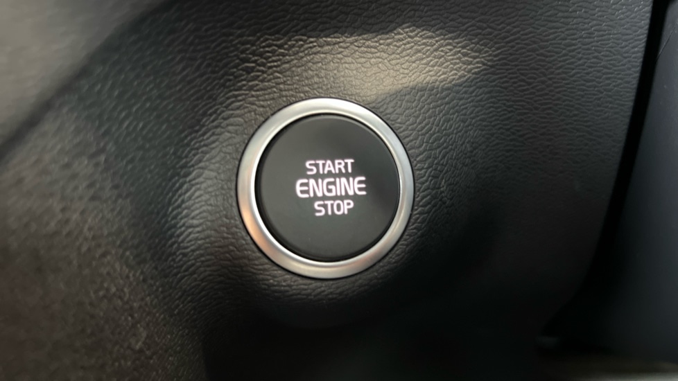Used Volvo XC40 2022 for sale - 76092154: Photo 27