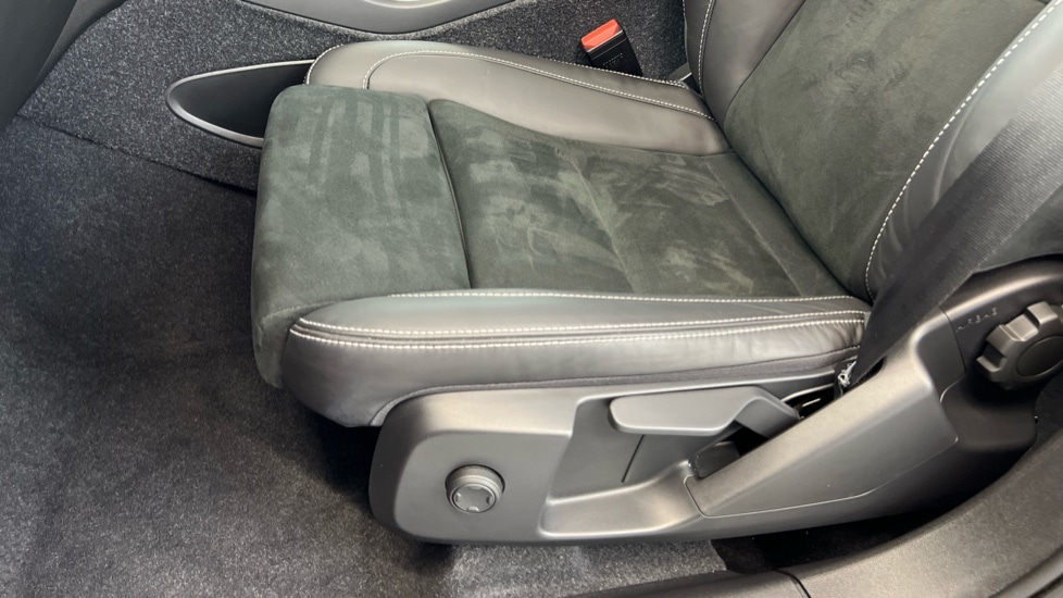Used Volvo XC40 2022 for sale - 76092154: Photo 38