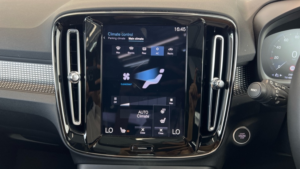 Used Volvo XC40 2022 for sale - 76092154: Photo 44