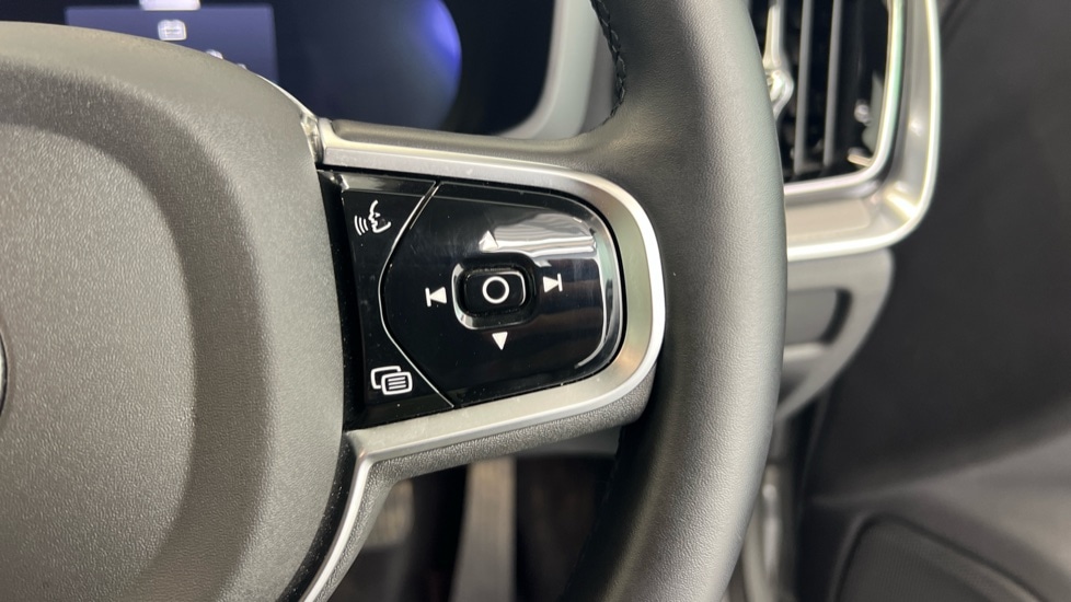 Used Volvo V60 2025 for sale - 77592147: Photo 22