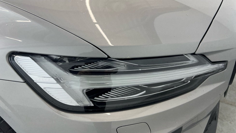 Used Volvo V60 2025 for sale - 77592147: Photo 59
