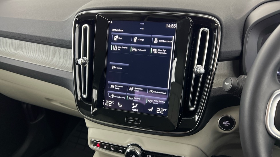 Used Volvo XC40 2022 for sale - 77988337: Photo 17