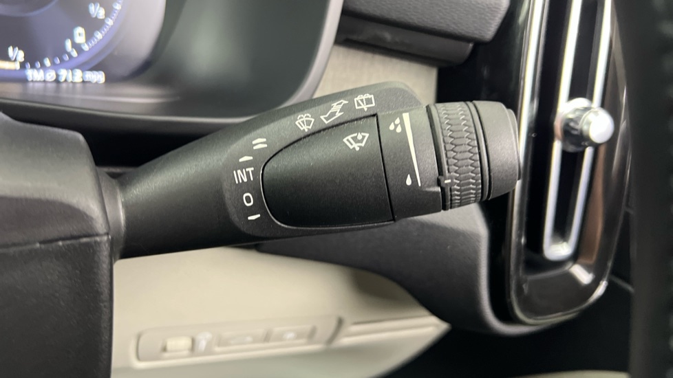 Used Volvo XC40 2022 for sale - 77988337: Photo 23