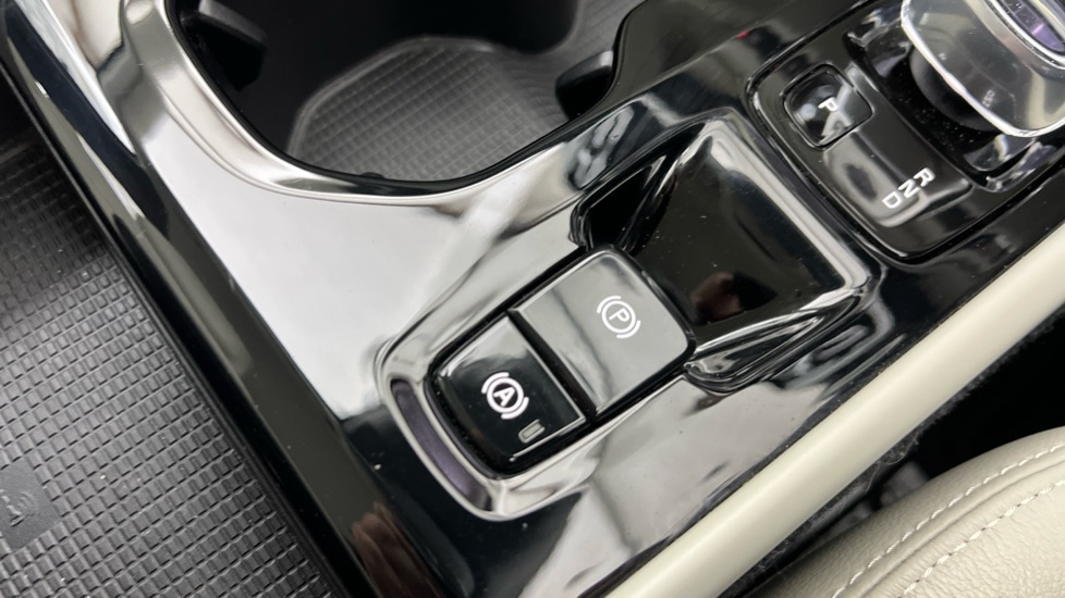 Used Volvo XC40 2022 for sale - 77988337: Photo 27