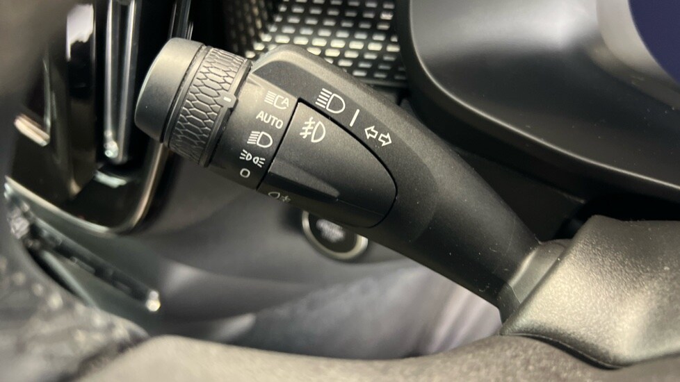 Used Volvo XC40 2022 for sale - 77959911: Photo 20