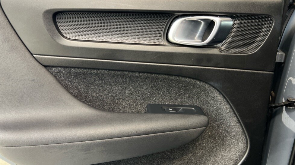 Used Volvo XC40 2022 for sale - 77959911: Photo 47