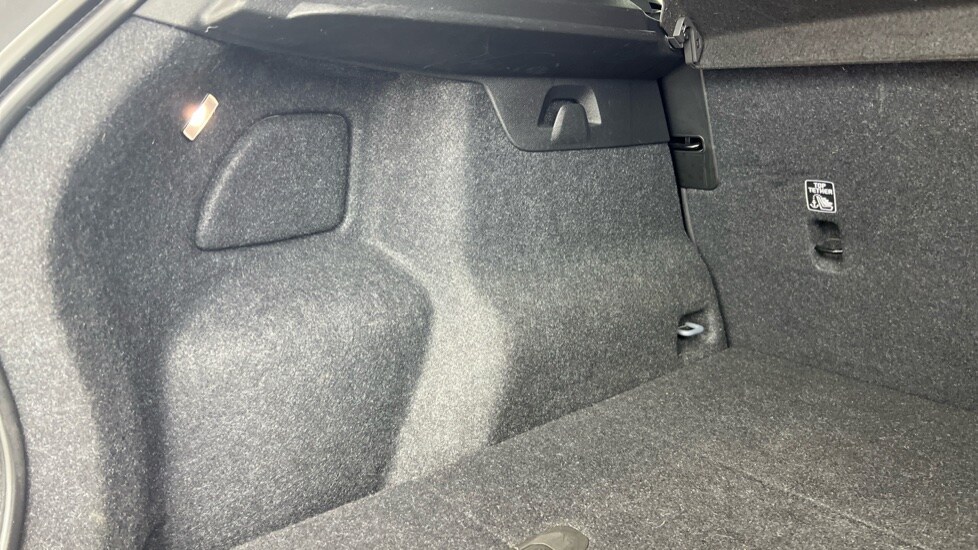 Used Volvo XC40 2022 for sale - 77959911: Photo 53