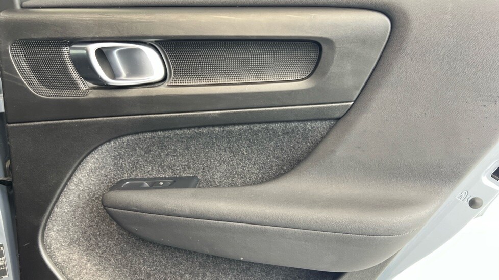 Used Volvo XC40 2022 for sale - 77959911: Photo 57