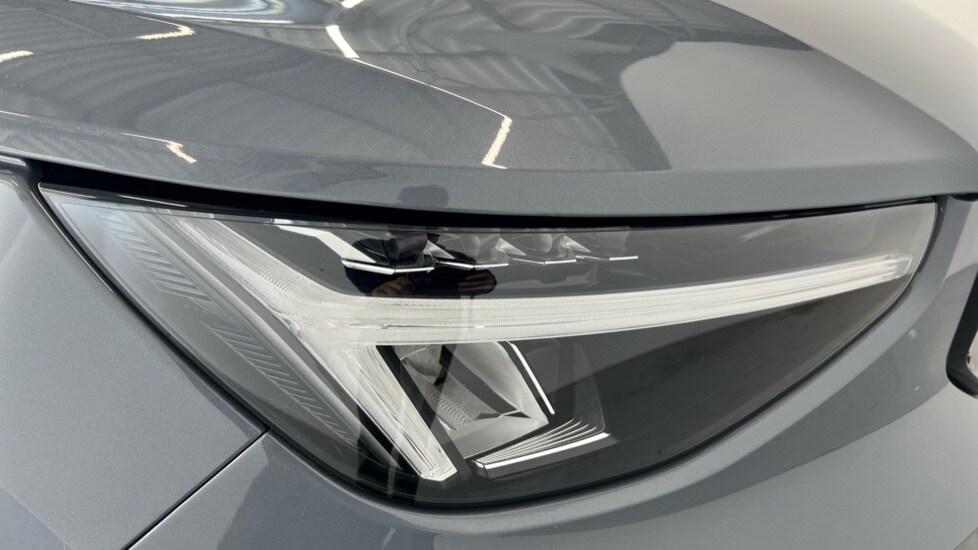 Used Volvo XC40 2022 for sale - 77959911: Photo 60