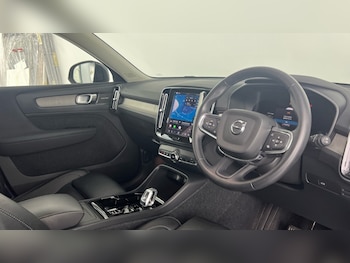 Used Volvo XC40 2023 for sale - 78895976: Photo