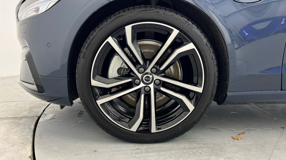 Used Volvo V90 2025 for sale - 76738198: Photo 36