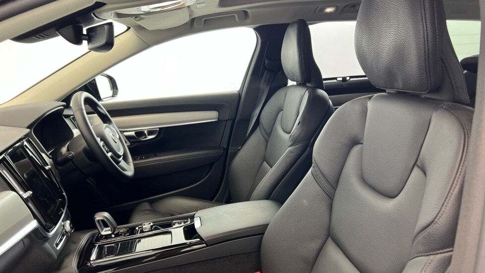 Used Volvo V90 2025 for sale - 76738198: Photo 39