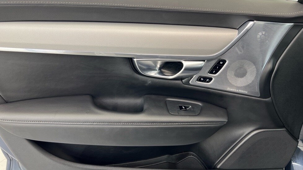 Used Volvo V90 2025 for sale - 76738198: Photo 42