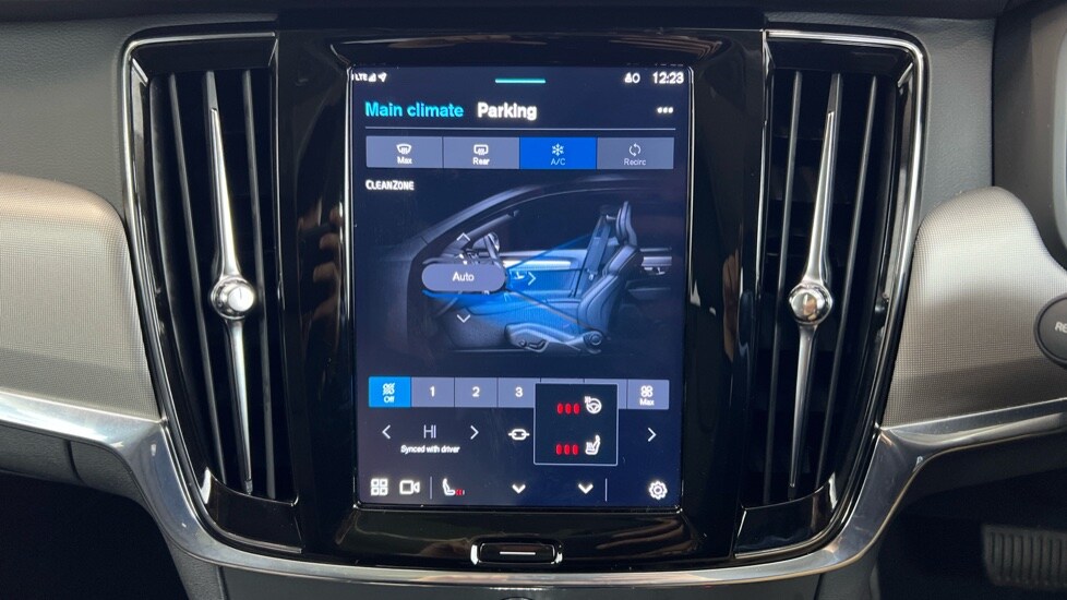 Used Volvo V90 2025 for sale - 76738198: Photo 55