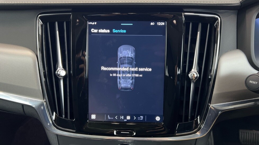 Used Volvo V90 2025 for sale - 76738198: Photo 61