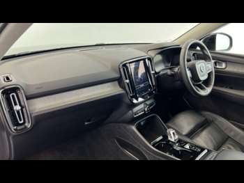 Used Volvo XC40 2022 for sale - 75068532: Photo