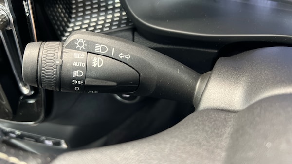Used Volvo XC40 2021 for sale - 76332122: Photo 20