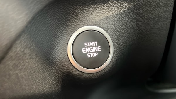 Used Volvo XC40 2021 for sale - 76332122: Photo 27