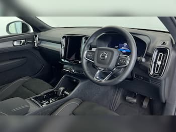 Used Volvo XC40 2024 for sale - 79821655: Photo