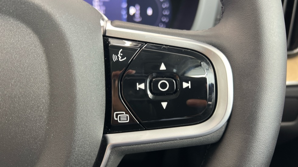 Used Volvo XC60 2025 for sale - 76933155: Photo 22