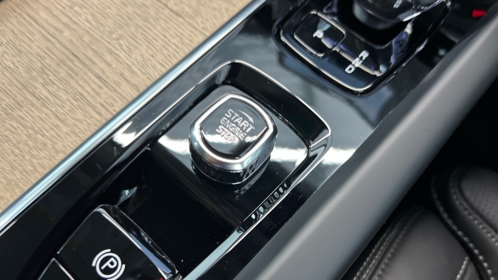 Used Volvo XC60 2025 for sale - 76933155: Photo 27