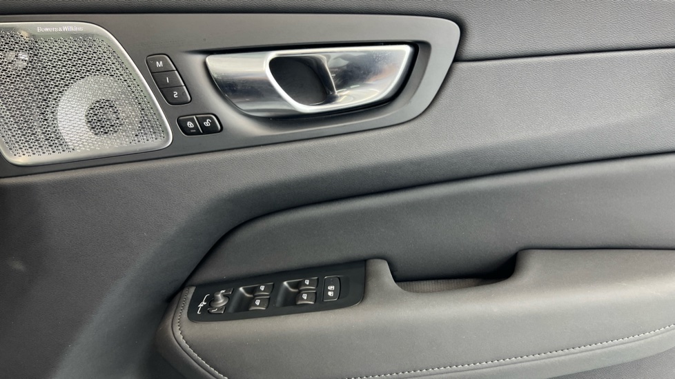 Used Volvo XC60 2025 for sale - 76933155: Photo 29