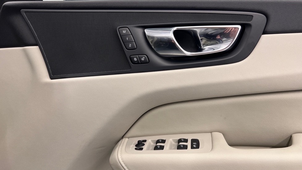 Used Volvo XC60 2019 for sale - 77927355: Photo 15