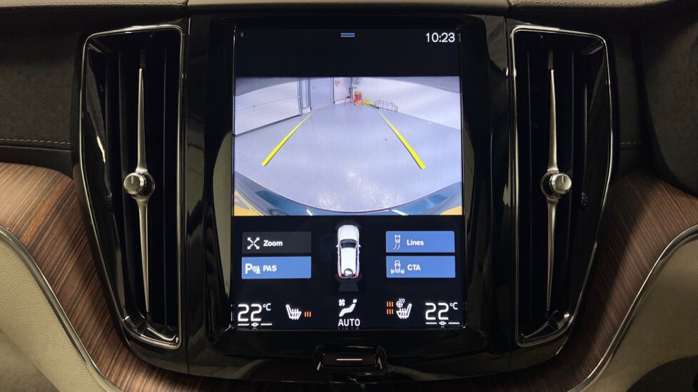 Used Volvo XC60 2019 for sale - 77927355: Photo 31