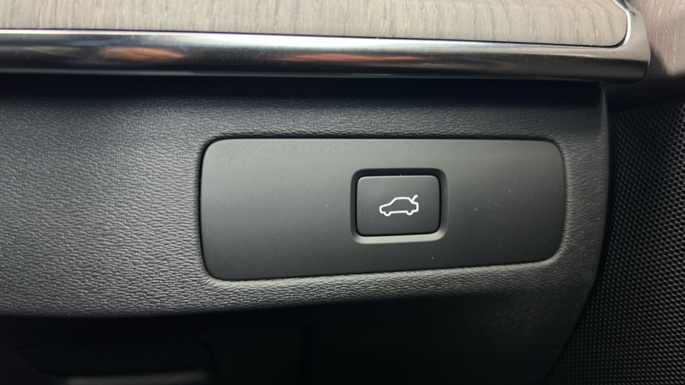 Used Volvo XC90 2025 for sale - 77504203: Photo 48