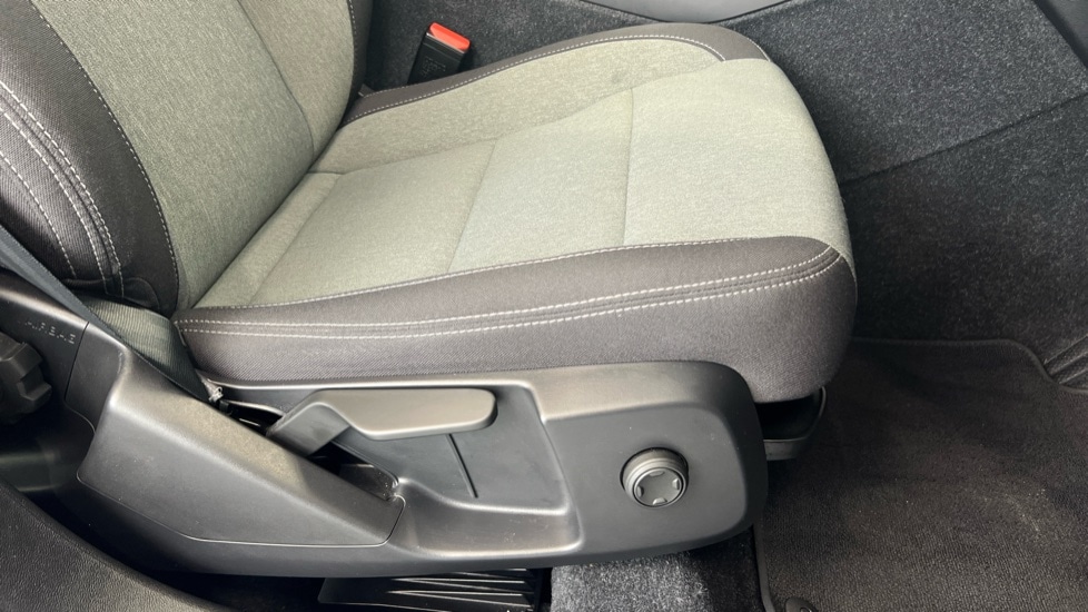 Used Volvo XC40 2023 for sale - 77021835: Photo 30