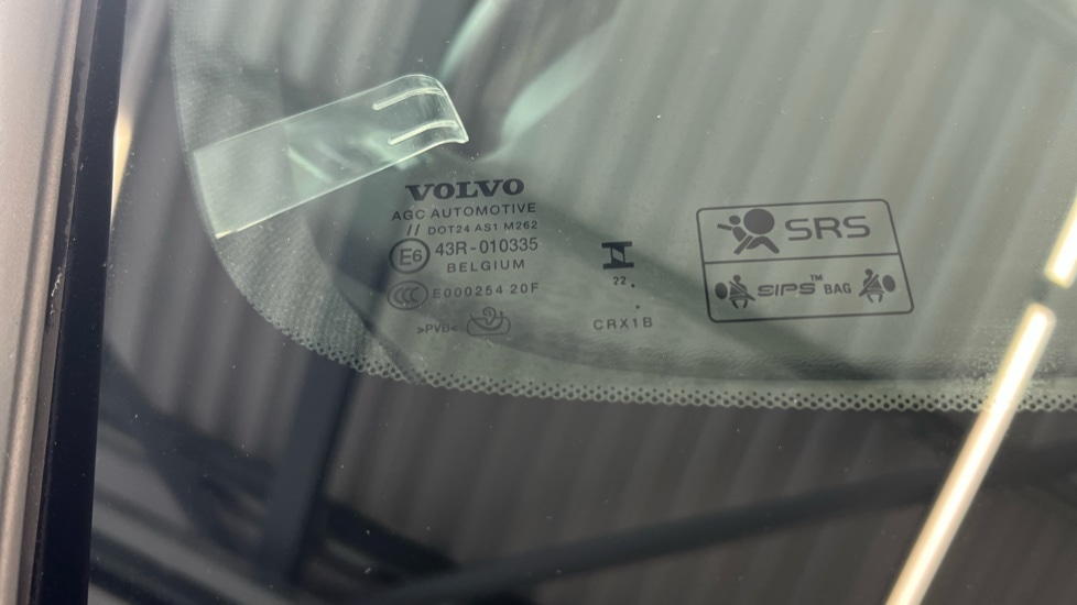 Used Volvo XC40 2023 for sale - 77021835: Photo 40