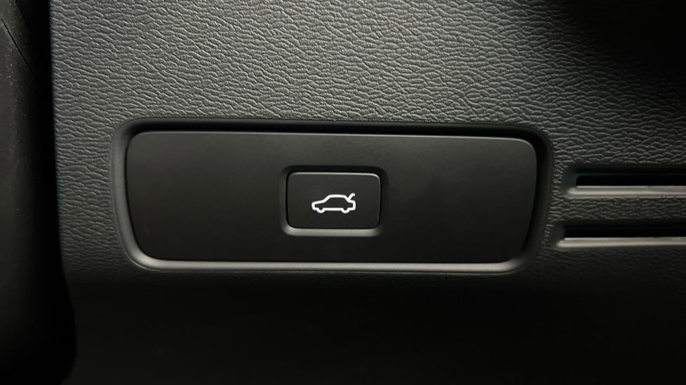 Used Volvo C40 2022 for sale - 77321412: Photo 59