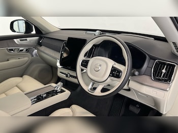 Used Volvo XC90 2025 for sale - 75868137: Photo