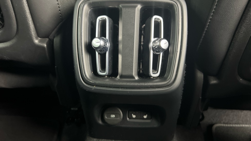 Used Volvo XC40 2021 for sale - 78022190: Photo 14