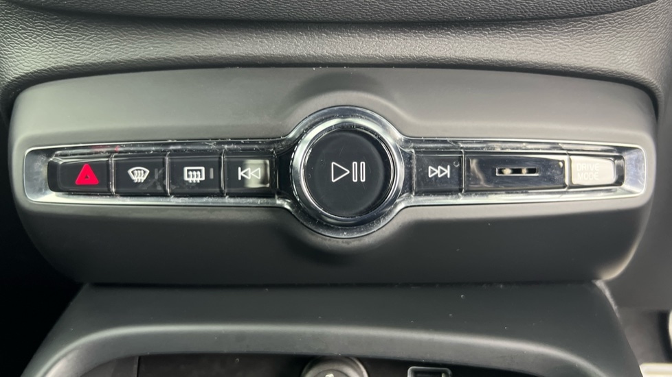 Used Volvo XC40 2021 for sale - 78022190: Photo 15