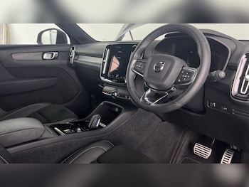 Used Volvo XC40 2021 for sale - 78022190: Photo