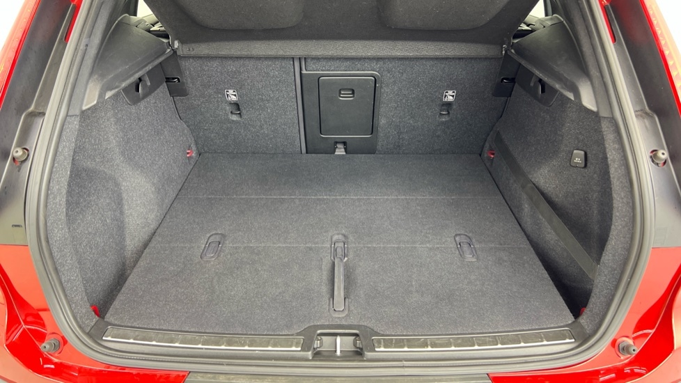 Used Volvo XC40 2020 for sale - 76459119: Photo 39