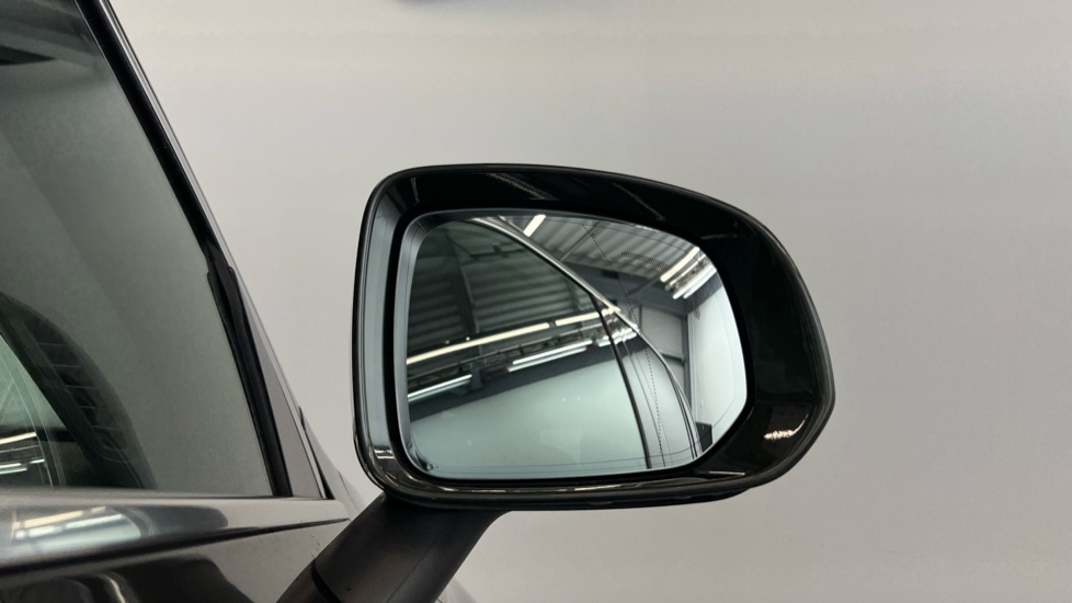 Used Volvo XC90 2021 for sale - 76540018: Photo 32