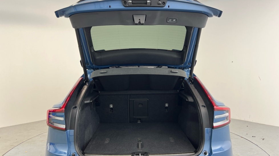 Used Volvo C40 2023 for sale - 77239455: Photo 13