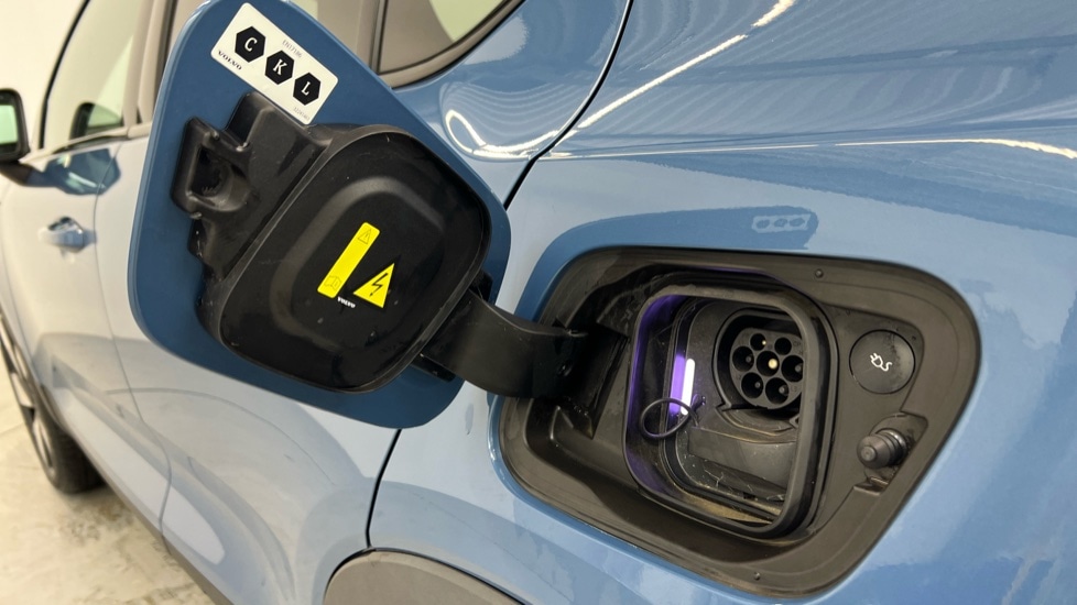 Used Volvo C40 2023 for sale - 77239455: Photo 16