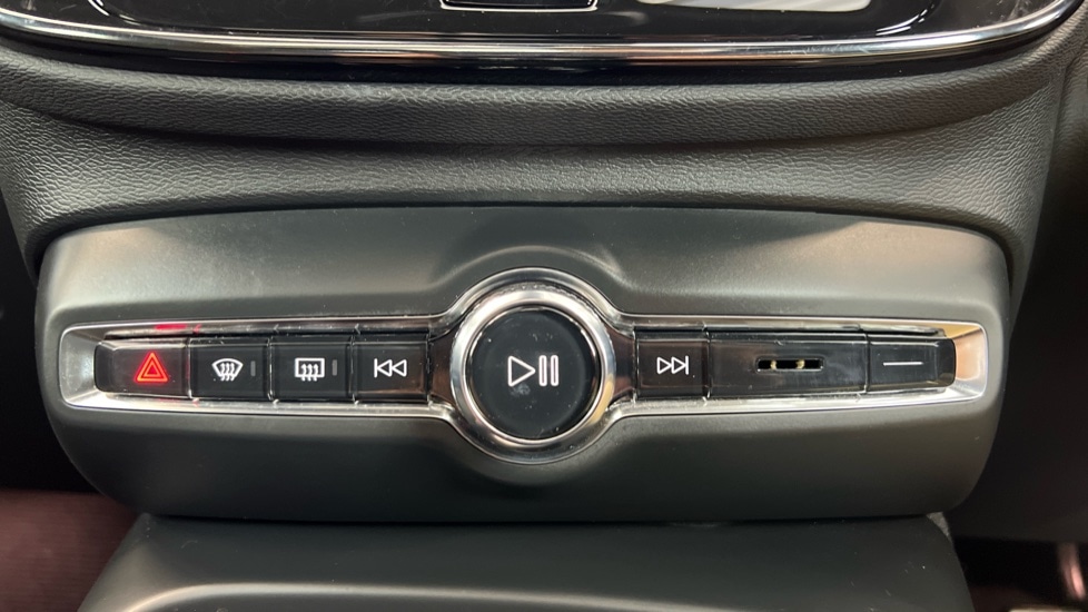 Used Volvo C40 2023 for sale - 77239455: Photo 27