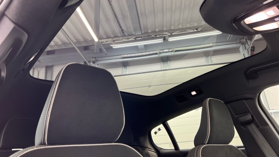 Used Volvo C40 2023 for sale - 77239455: Photo 31