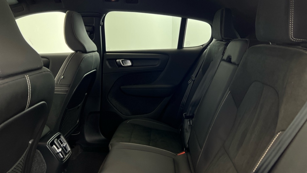 Used Volvo C40 2023 for sale - 77239455: Photo 32