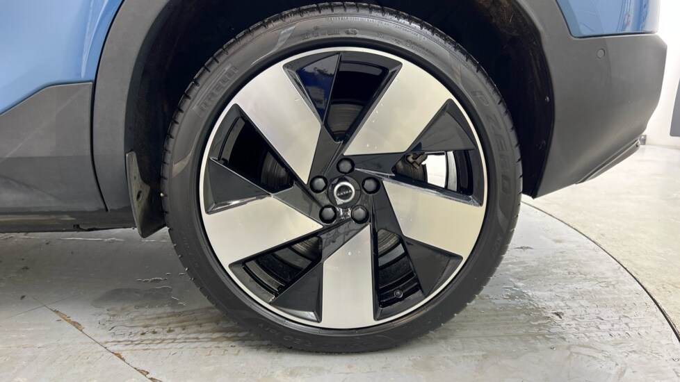 Used Volvo C40 2023 for sale - 77239455: Photo 41