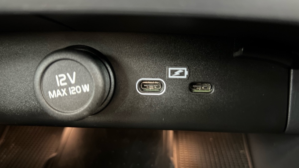 Used Volvo C40 2023 for sale - 77239455: Photo 54