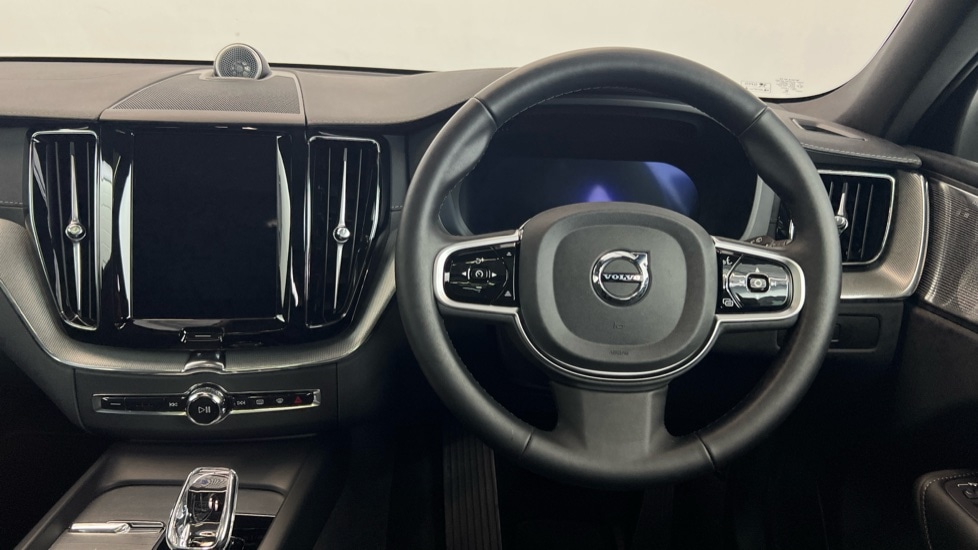 Used Volvo XC60 2025 for sale - 76842025: Photo 10