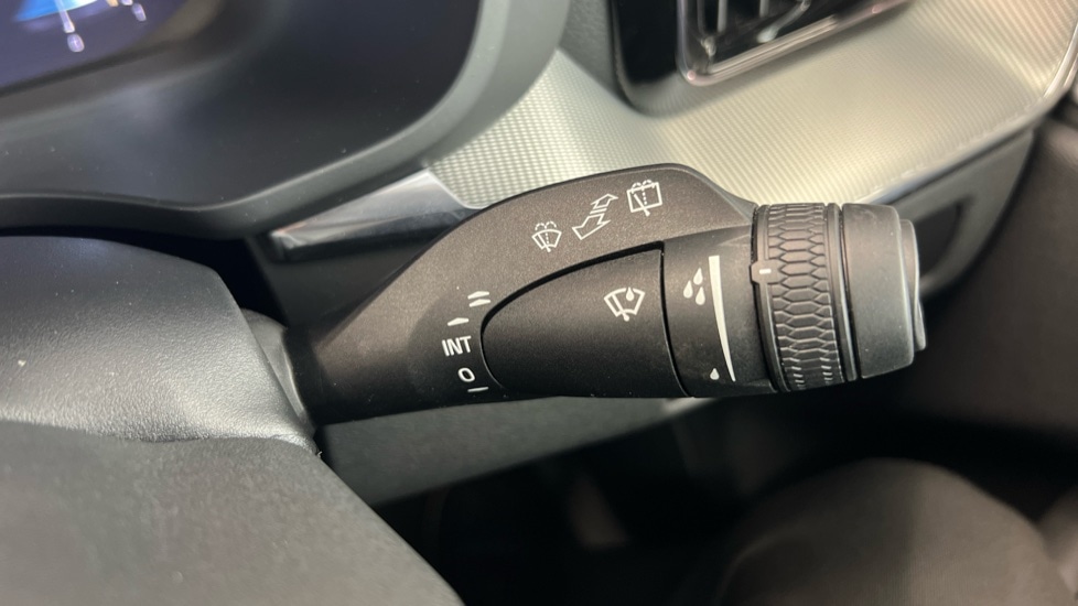 Used Volvo XC60 2025 for sale - 76842025: Photo 23