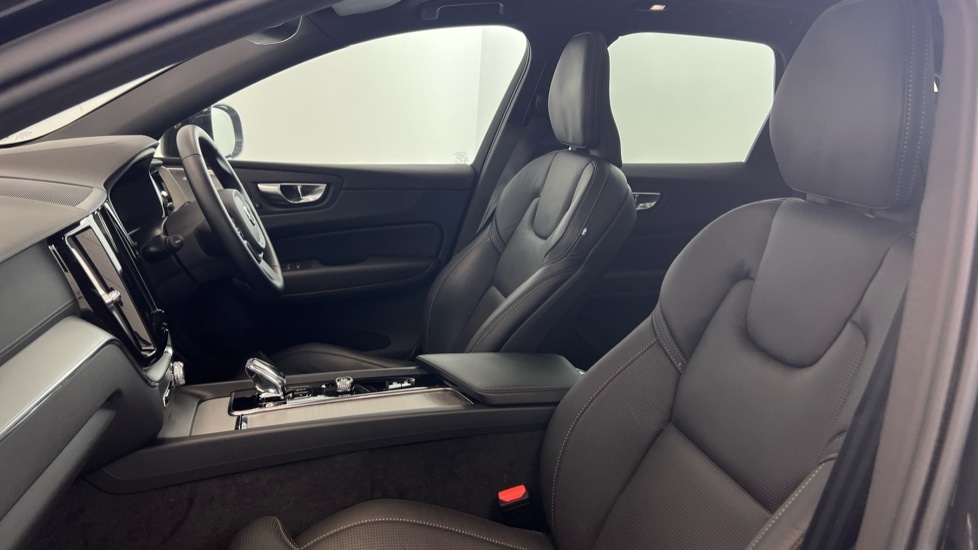 Used Volvo XC60 2025 for sale - 76842025: Photo 37