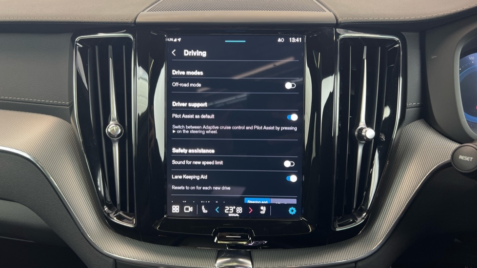 Used Volvo XC60 2025 for sale - 76842025: Photo 41